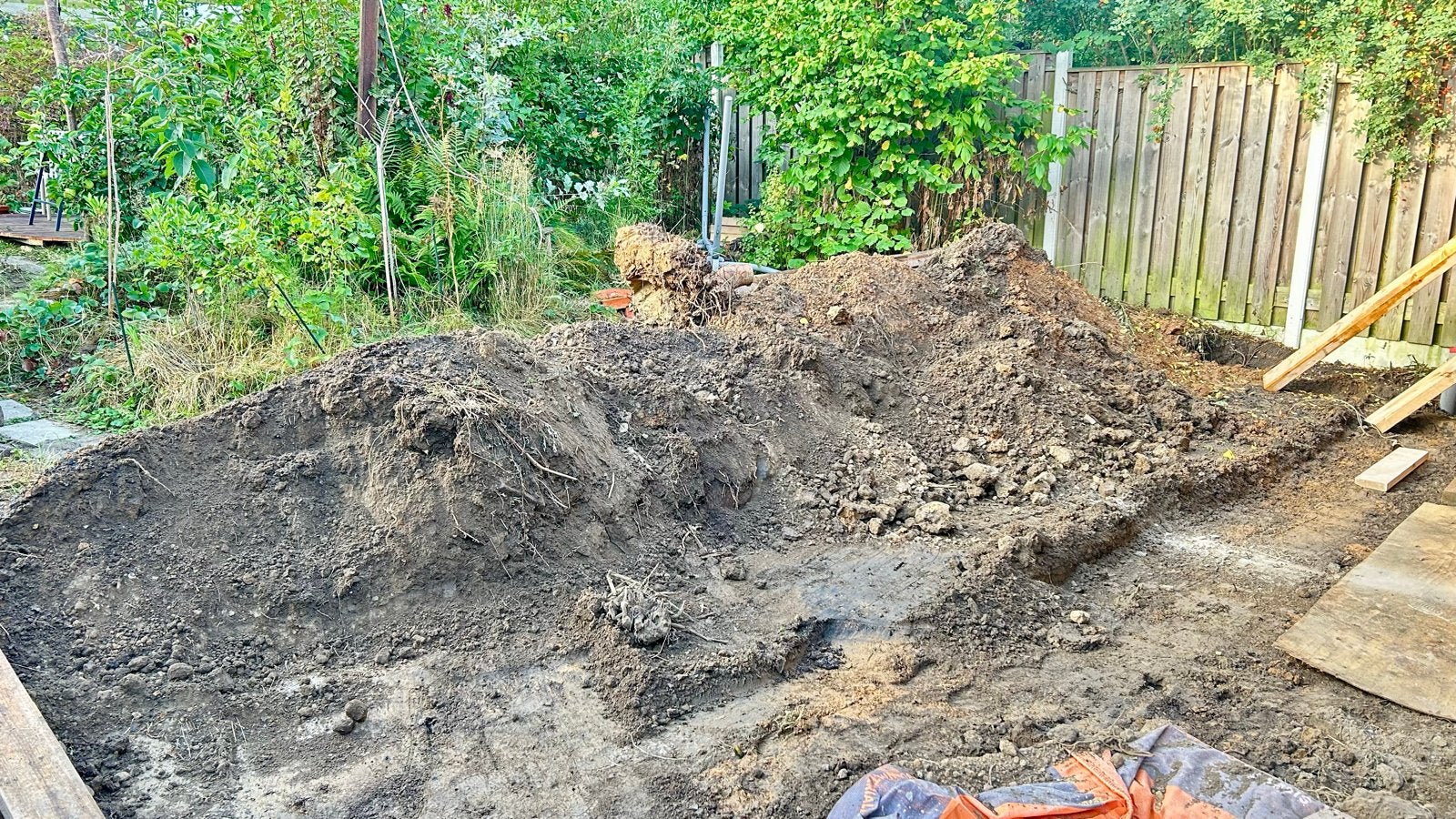 Gratis tuinaarde af te halen i.v.m. aanbouw, Tuin en Terras, Zand, Ophalen, Gebruikt, Overige typen
