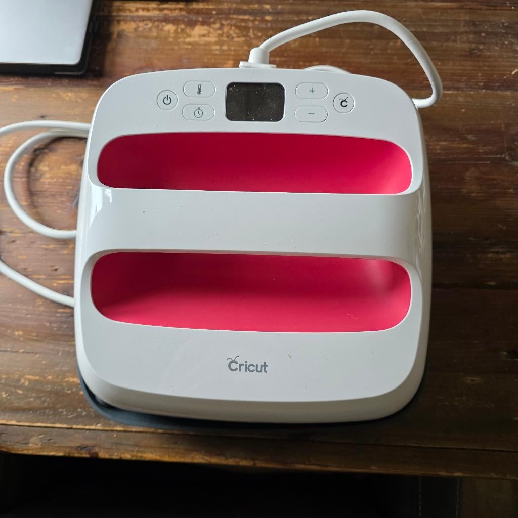 Cricut Easy press 2, Ophalen of Verzenden, Zo goed als nieuw