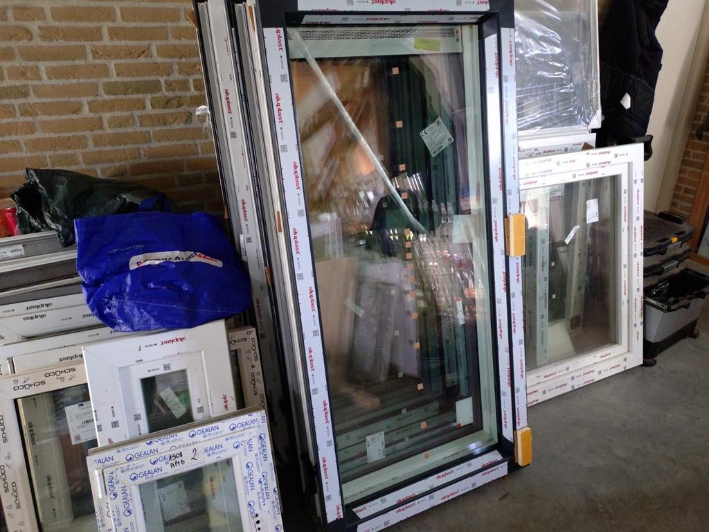 Nieuwe kozijnen Hollands profiel met  aanslag 2opvoorraad, Ophalen, Nieuw, Kunststof, Raamkozijn