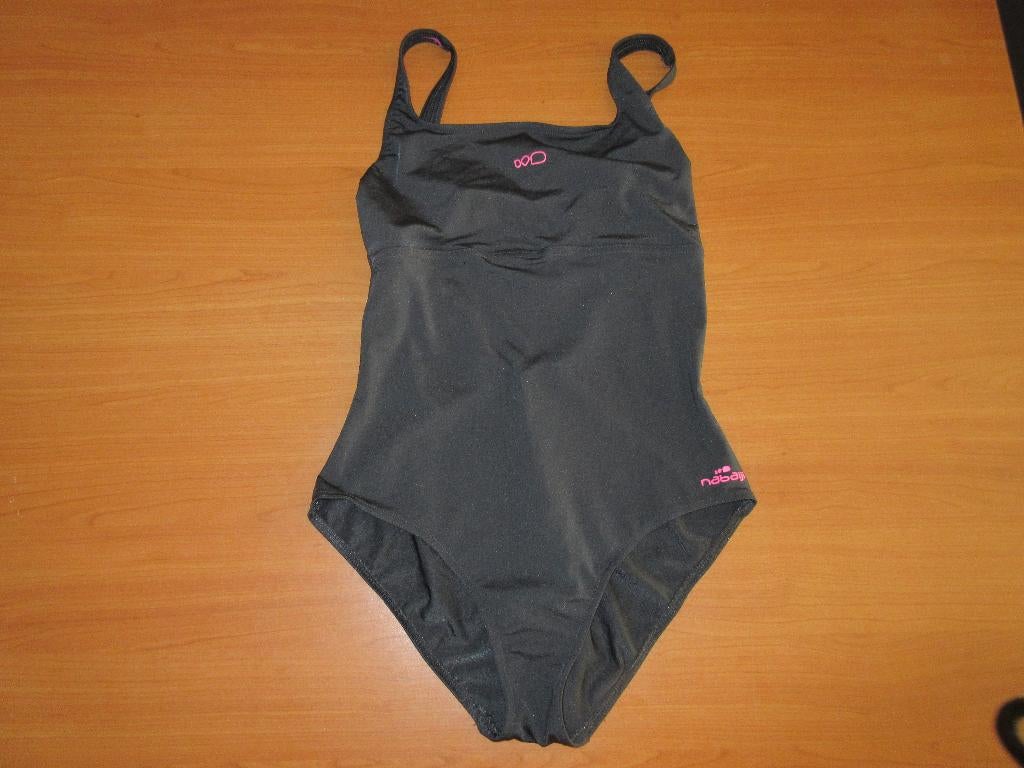 Decathlon badpak Nabaiji maat 42, Zwart, Badpak, Ophalen of Verzenden, Zo goed als nieuw