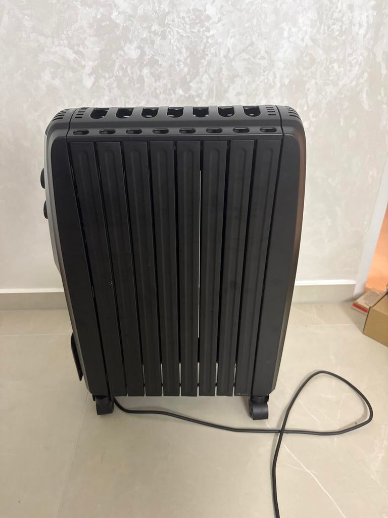Elektrische  verwarming / olieradiator, Huis en Inrichting, Kachels, Zo goed als nieuw, Vrijstaand, Oliekachel, Elektrisch, Ophalen of Verzenden