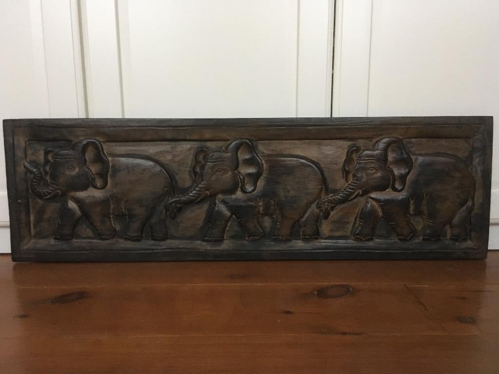 Houtsnijwerk wanddecoratie wandpaneel olifanten, Ophalen of Verzenden, Gebruikt