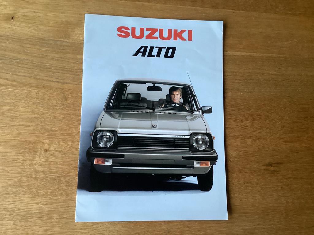 Suzuki Alto Brochure -, Boeken, Ophalen of Verzenden, Zo goed als nieuw