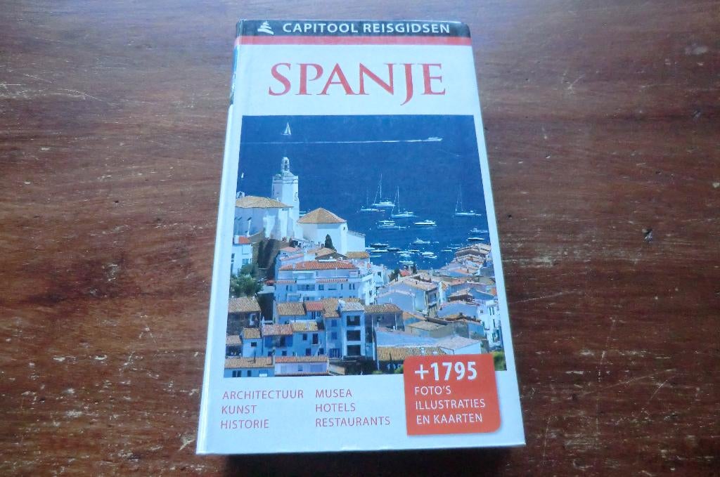 reisgids - Spanje - capitool (2015) / Madrid, Bilbao, Malaga, Gelezen, Capitool, Europa, Ophalen of Verzenden