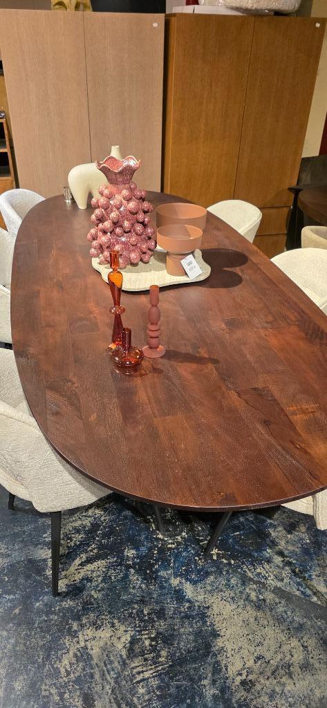 Ovale Eettafel Mangohout Bruin – 250cm Showmodel!, 100 tot 150 cm, Bornsestraat 31, 200 cm of meer, Ophalen of Verzenden