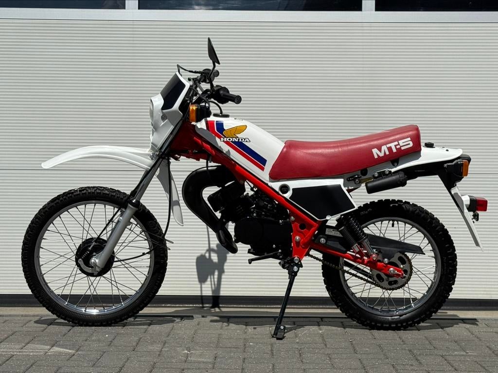NL Honda MT5, opgebouw met NOS delen als model jubileum 1985, Ophalen of Verzenden, Nieuw, MT