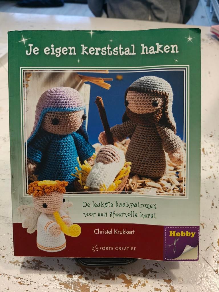 Je Eigen Kerststal Haken - Christel Krukkert, Ophalen of Verzenden, Christel Krukkert, Gelezen, Breien en Haken