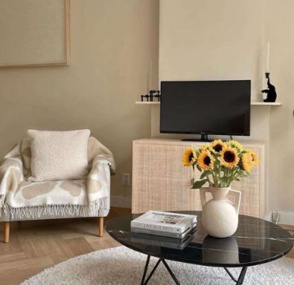 Furnified Marmeren Salontafel - ZGAN 100x80cm, Huis en Inrichting, Tafels | Salontafels, Ophalen, 100 tot 150 cm, Rond, Nieuw