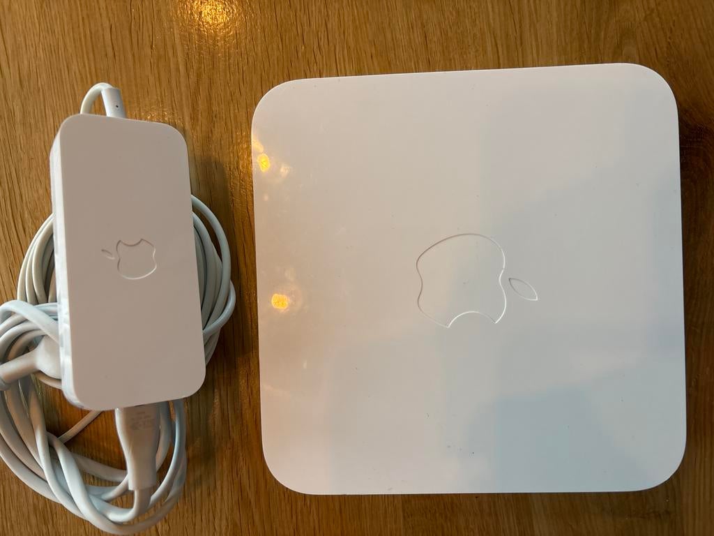 Apple AirPort Extreme Basisstation, Computers en Software, Accesspoints, Gebruikt, Ophalen of Verzenden