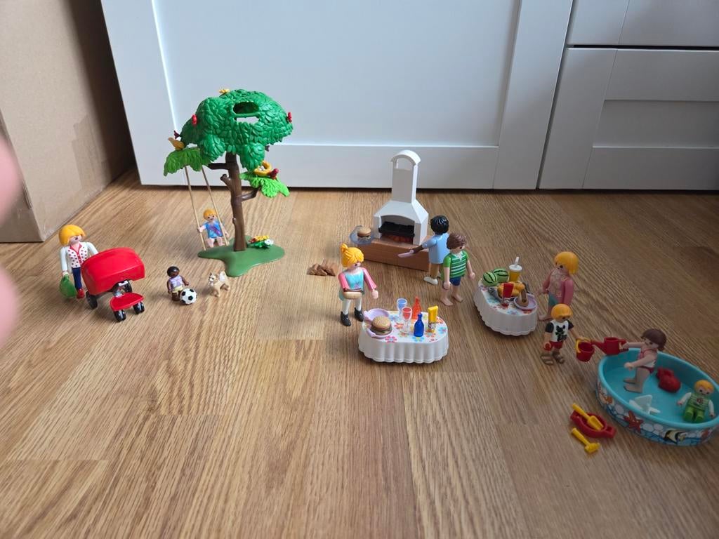 Playmobil Familiefeest met Barbecue - Complete Set, Ophalen of Verzenden, Zo goed als nieuw, Complete set