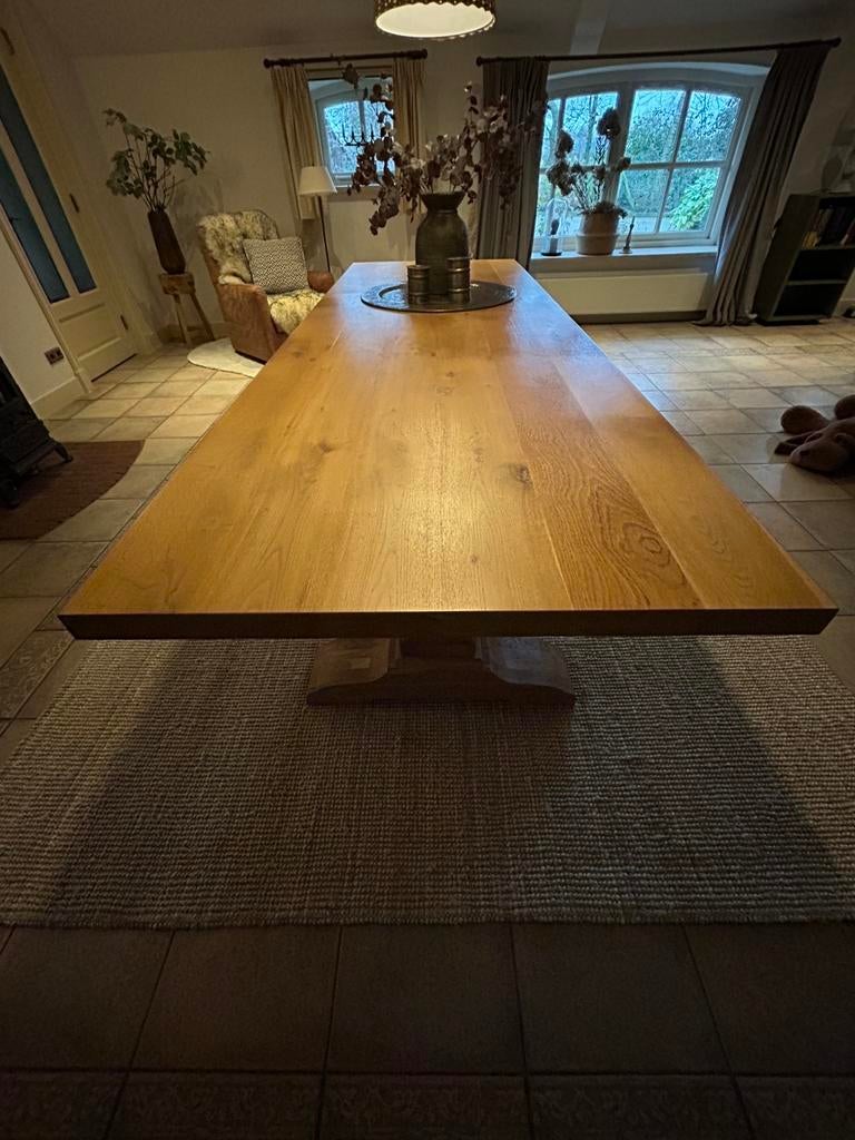 Massieve eiken eettafel 300x100 – robuust en landelijk, Huis en Inrichting, Tafels | Eettafels, Ophalen, Gebruikt, 100 tot 150 cm