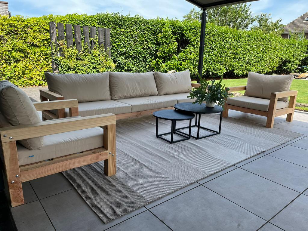 Loungeset tuinset tuintafel bank stoel tuinverlichting