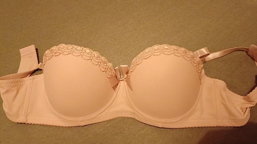 Mooie beige en zwarte BH - Maat L(nieuwe), Albero, Ophalen, Beige, BH