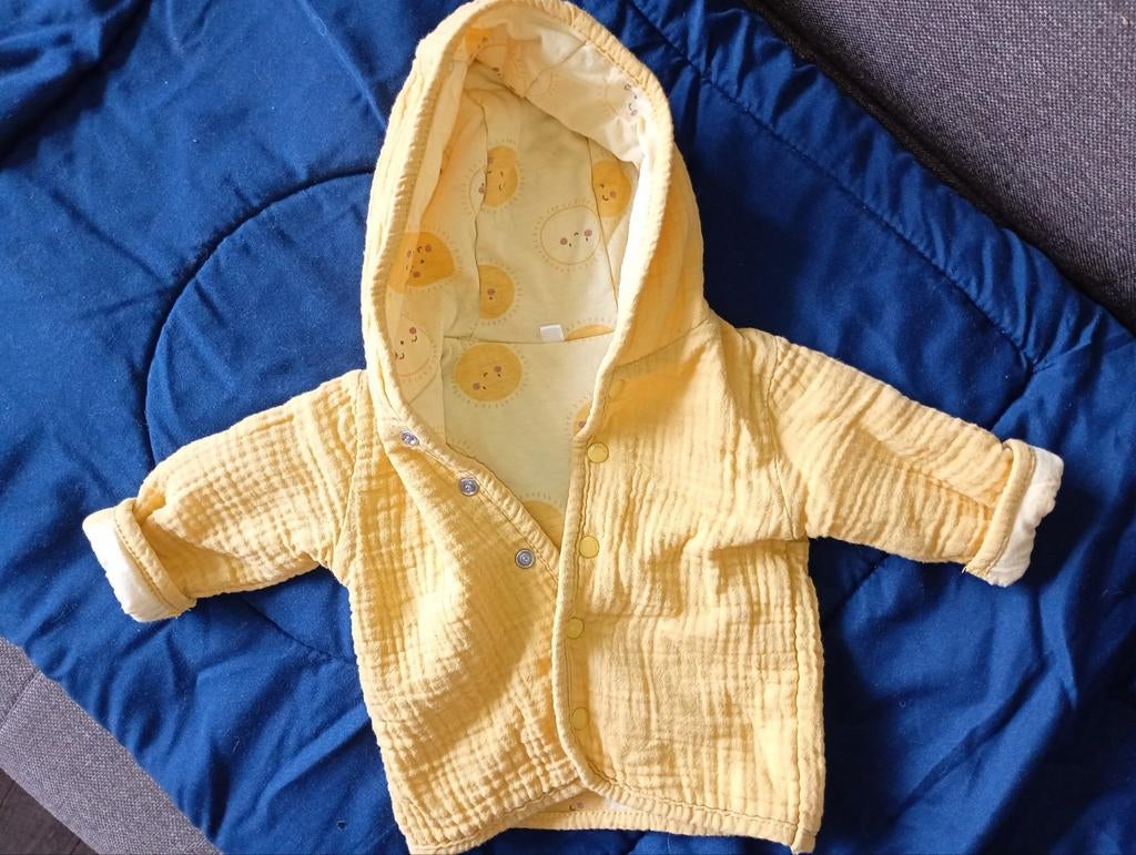 Schattig geel wafel jasje maat 56, Kinderen en Baby's, Ophalen of Verzenden, Zo goed als nieuw, Meisje, Jasje
