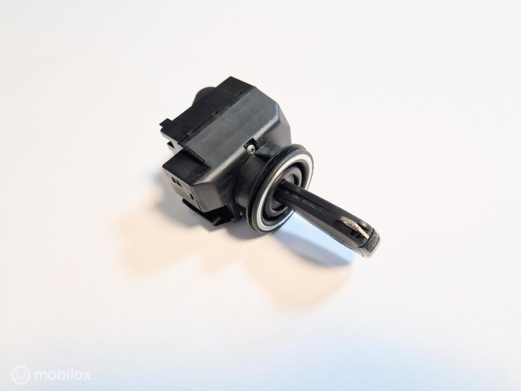 Contactslot + sleutel E-klasse W210 ('95-'02) 2105450008, Gebruikt, Mercedes-Benz, Ophalen of Verzenden, Mercedes-Benz
