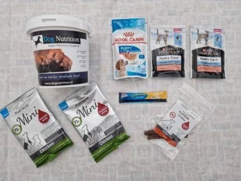 Pakketje hondenvoer en kattenvoer. 14 stuks nieuw., Ophalen of Verzenden, Hond