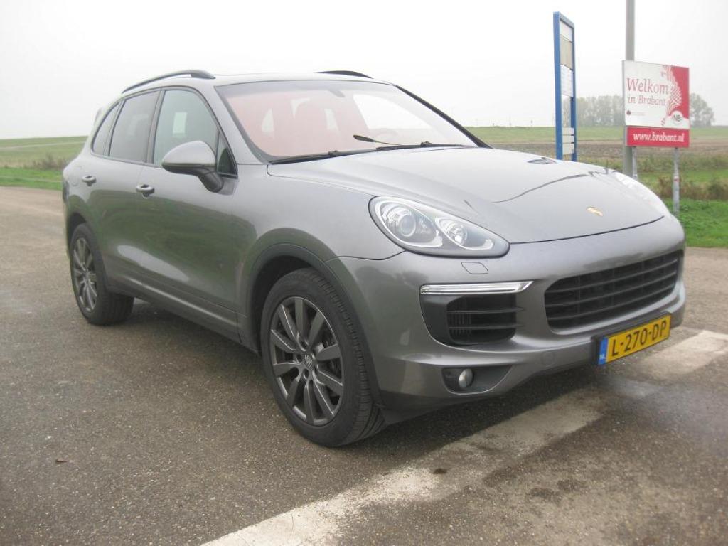 Porsche Cayenne 3.0 V6 Tiptronic S 2015 Grijs Facelift, Automaat, Cayenne, 15 km/l, 263 pk