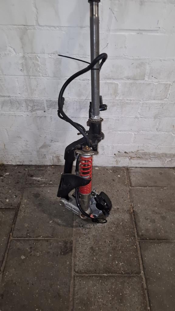 Vespa Voorvork in Goede Staat - 100% Recht, Fietsen en Brommers, Brommeronderdelen | Scooters, Ophalen, Overige typen, Vespa