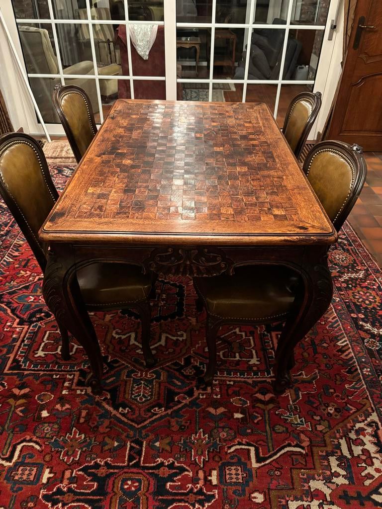 Antieke Eettafel met Stoelen, Ophalen