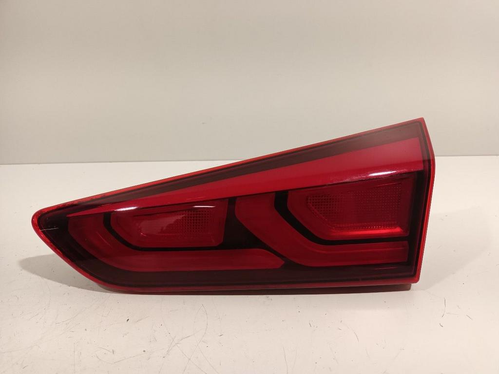 Reflector Hyundai i20, Onderdelen@venauto.nl, Van der Ven Autorecycling B.V., Gebruikt, Ettenseweg 76, 4706 PB Roosendaal, The Netherlands