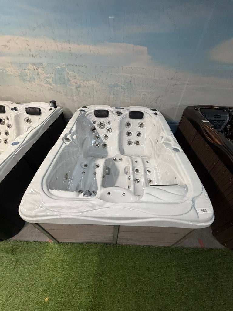 Jacuzzi Balboa 3 persoons incl. Garantie, Verzenden, Zo goed als nieuw