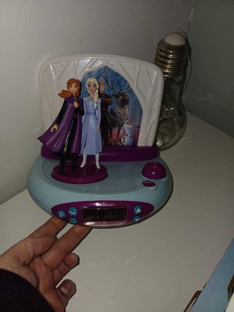 Frozen wekkerradio met licht - Zeer goede staat, Ophalen of Verzenden, Zo goed als nieuw, Lamp