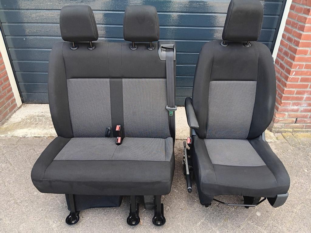 Bijrijdersbank + bestuurdersstoel Peugeot expert