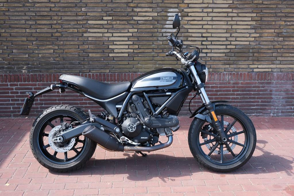 Ducati Scrambler Sixty2, Motoren, Particulier, 12 t/m 35 kW, Naked bike