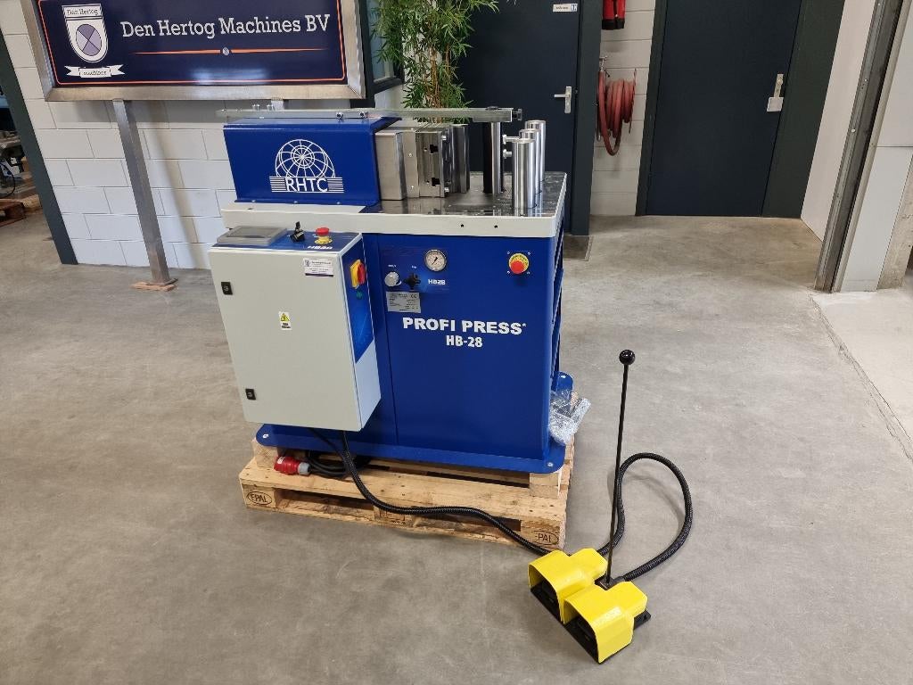 Buigmachine horizontale kantbank 28 50 80 ton strippenbuiger, Ophalen, Zo goed als nieuw