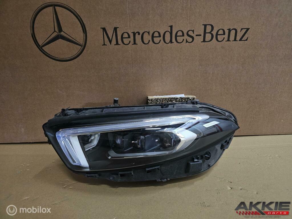 Koplamp links Mercedes A-klasse W177 ('18-'22) A1779065503, Gebruikt, Mercedes-Benz, Ophalen of Verzenden, Mercedes-Benz