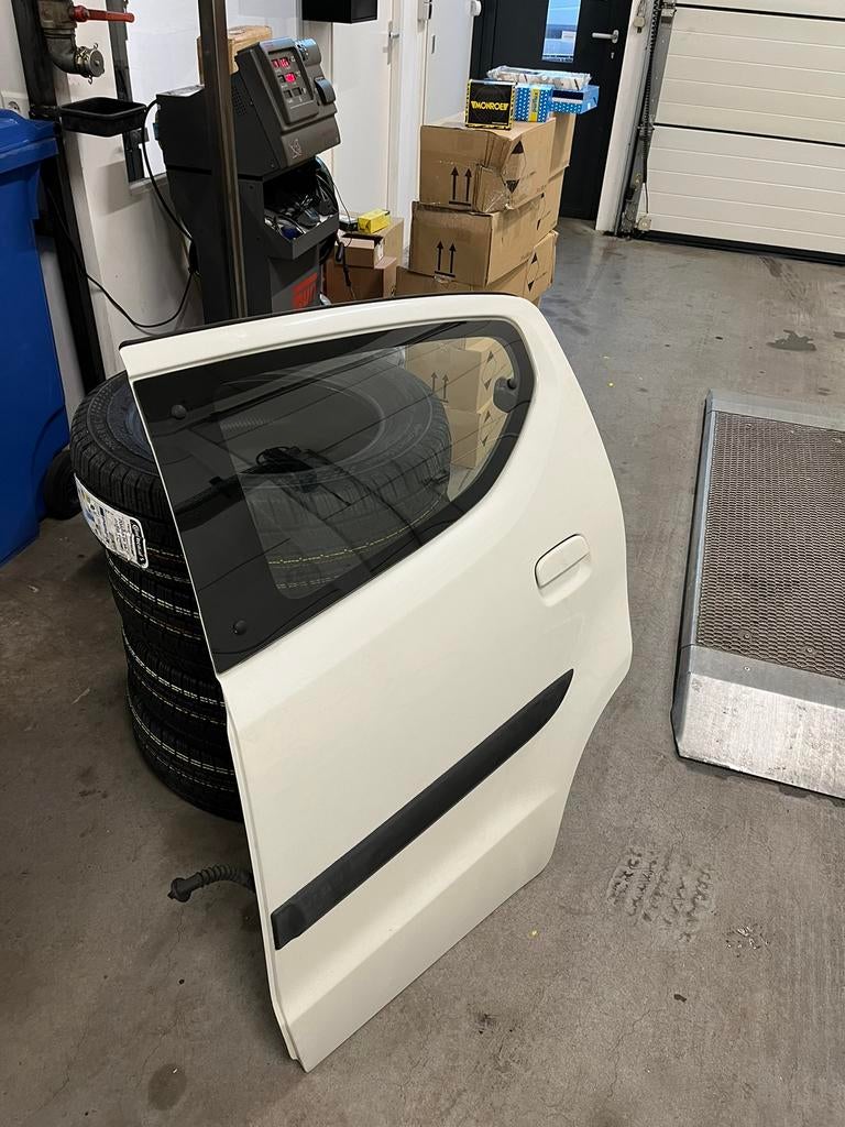 Deur linksachter Suzuki alto parelmoer wit, Auto-onderdelen, Carrosserie en Plaatwerk, Ophalen of Verzenden