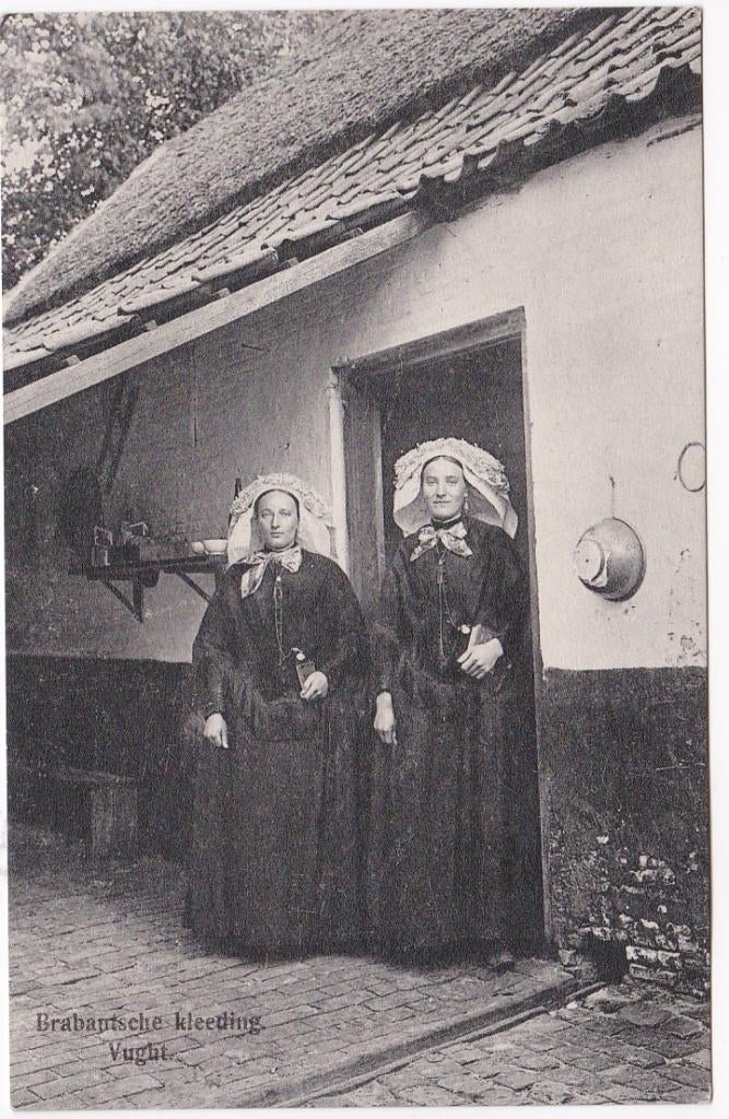 Vught Brabantsche kleeding ca. 1918 (mooie Brabant Poffers)., Ophalen of Verzenden, Voor 1920, Ongelopen, Noord-Brabant