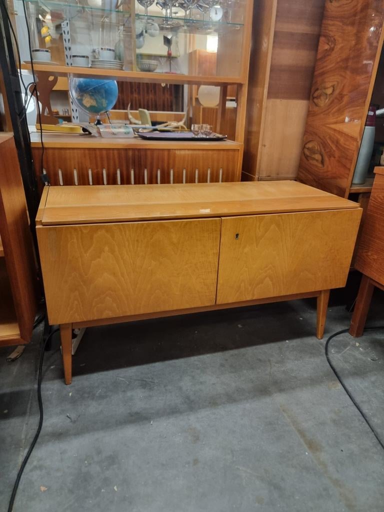Vintage dressoir jaren 60, Huis en Inrichting, Kasten | Dressoirs, Gebruikt, 25 tot 50 cm, Ophalen