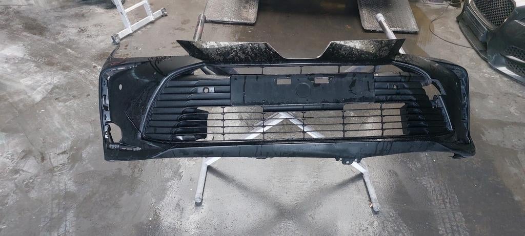 Voorbumper toyota corolla e21 2017 6x pdc, Ophalen of Verzenden, Toyota, Bumper