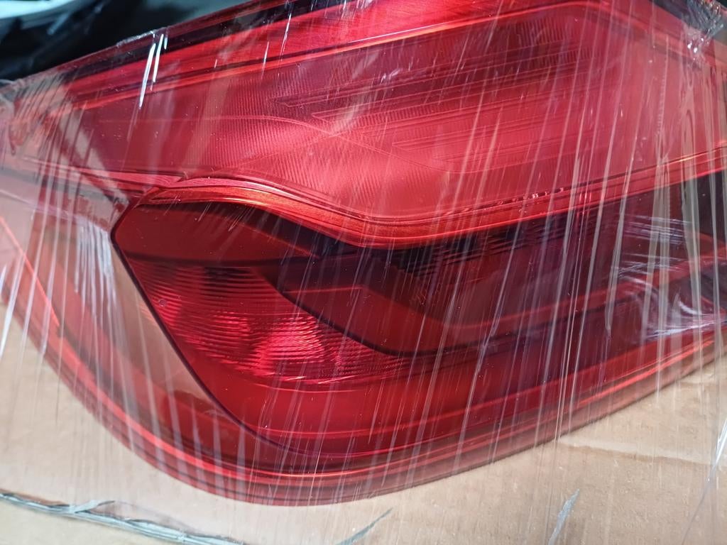 Achterlamp links BMW 5 serie G30 F90 Nieuw origineel., Ophalen of Verzenden, Nieuw, BMW