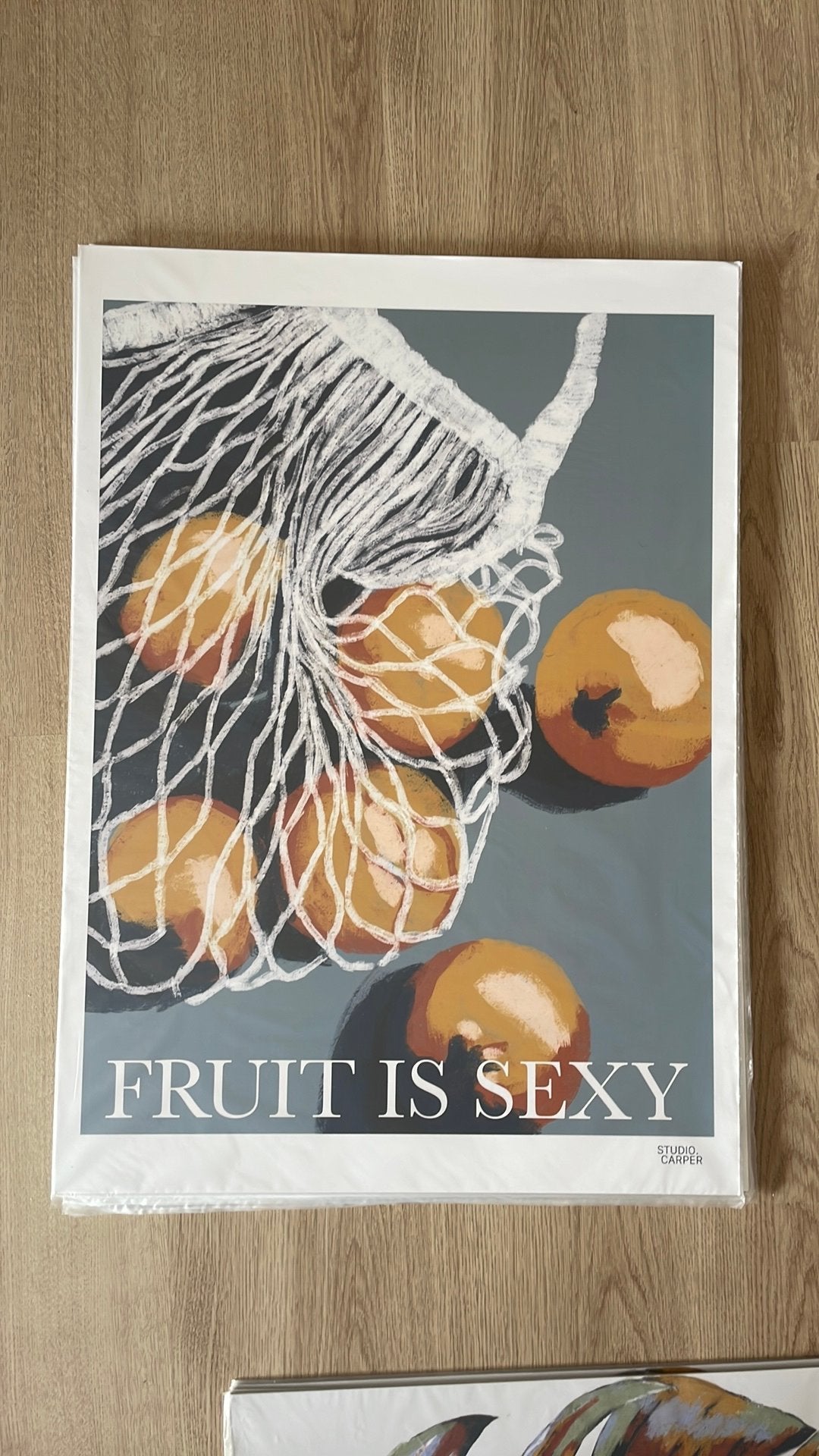 Poster 50x70cm Studio Carper fruit, Antiek en Kunst, Ophalen