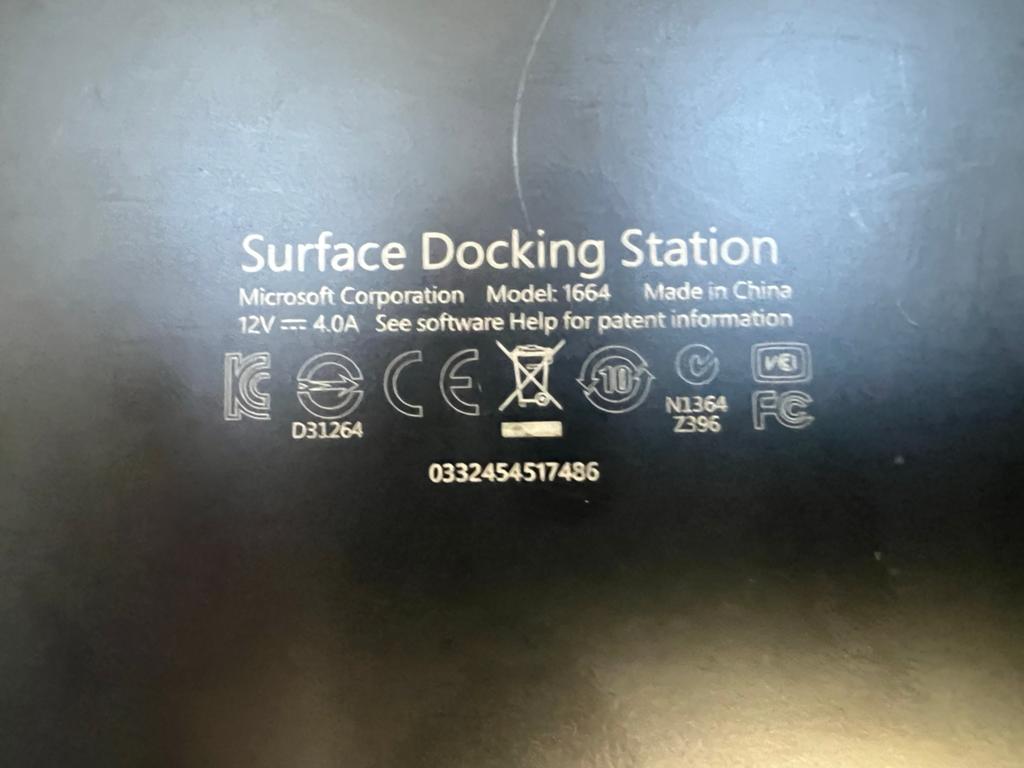 Microsoft Surface Dock 1664 - Uitbreiding voor je Surface, Ophalen of Verzenden, Gebruikt, Docking station, Laptop