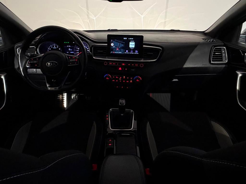 Kia ProCeed 1.0 T-GDI GT-Line /Clima/Cruise/Camera/LED/Bots/, Voorwielaandrijving, Lichtsensor, Gebruikt, Euro 6
