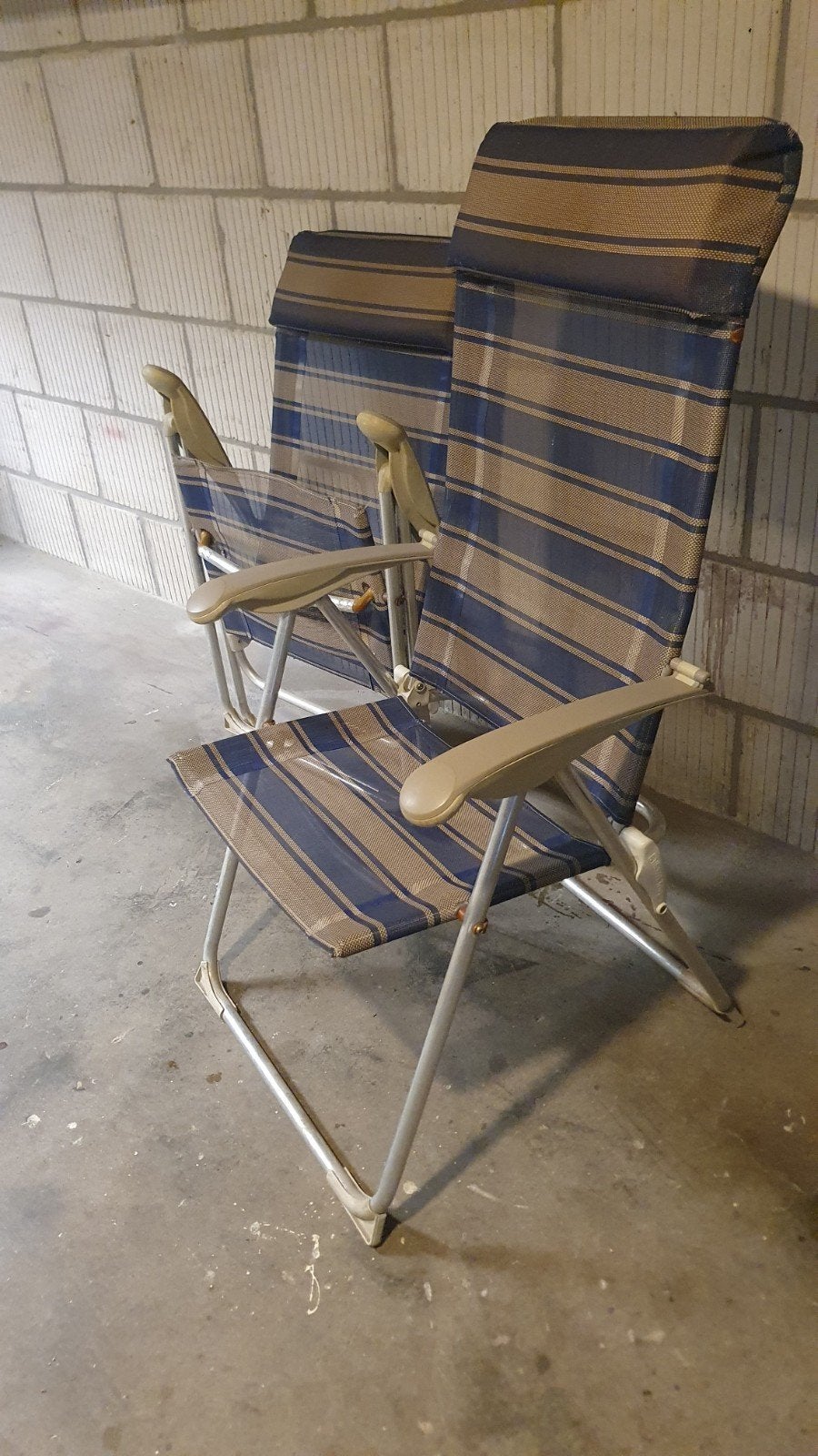 2 lichtgewicht nette Crespo campingstoelen, Ophalen, Zo goed als nieuw