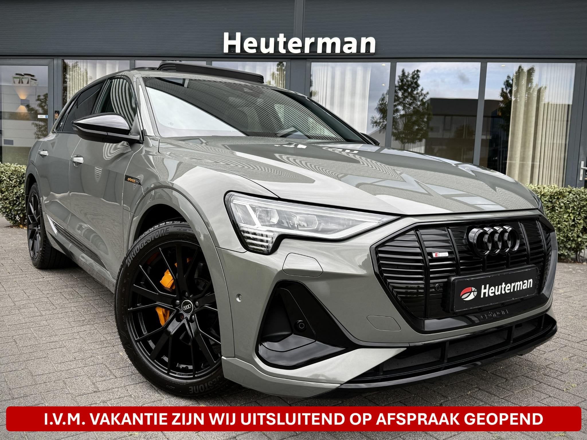 Audi E-tron 50 Quattro S Line Black Edition/Pano/Leder/97%SO, Auto's, Audi, Automaat, 300 km, 71 kWh, Automatische klimaatregeling