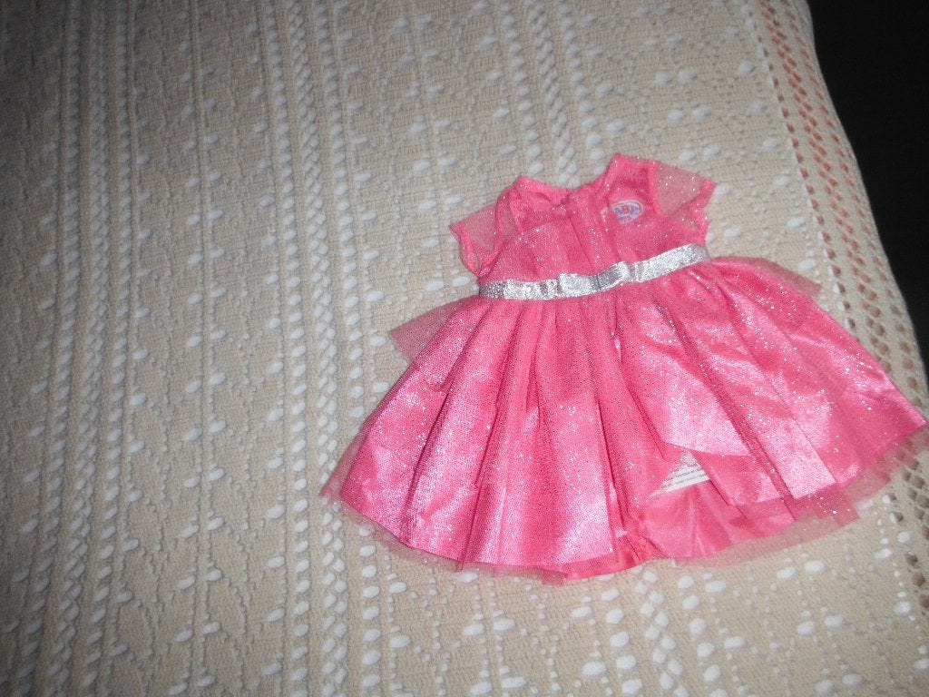 baby born kleertjes €7 per foto, Ophalen, Zo goed als nieuw, Babypop