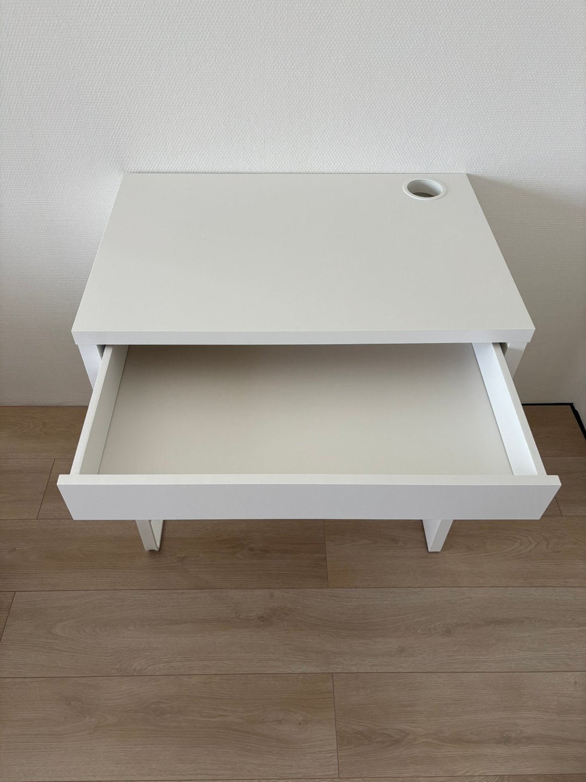 VERKOCHT Bureau, Ophalen, Zo goed als nieuw, 70 tot 120 cm