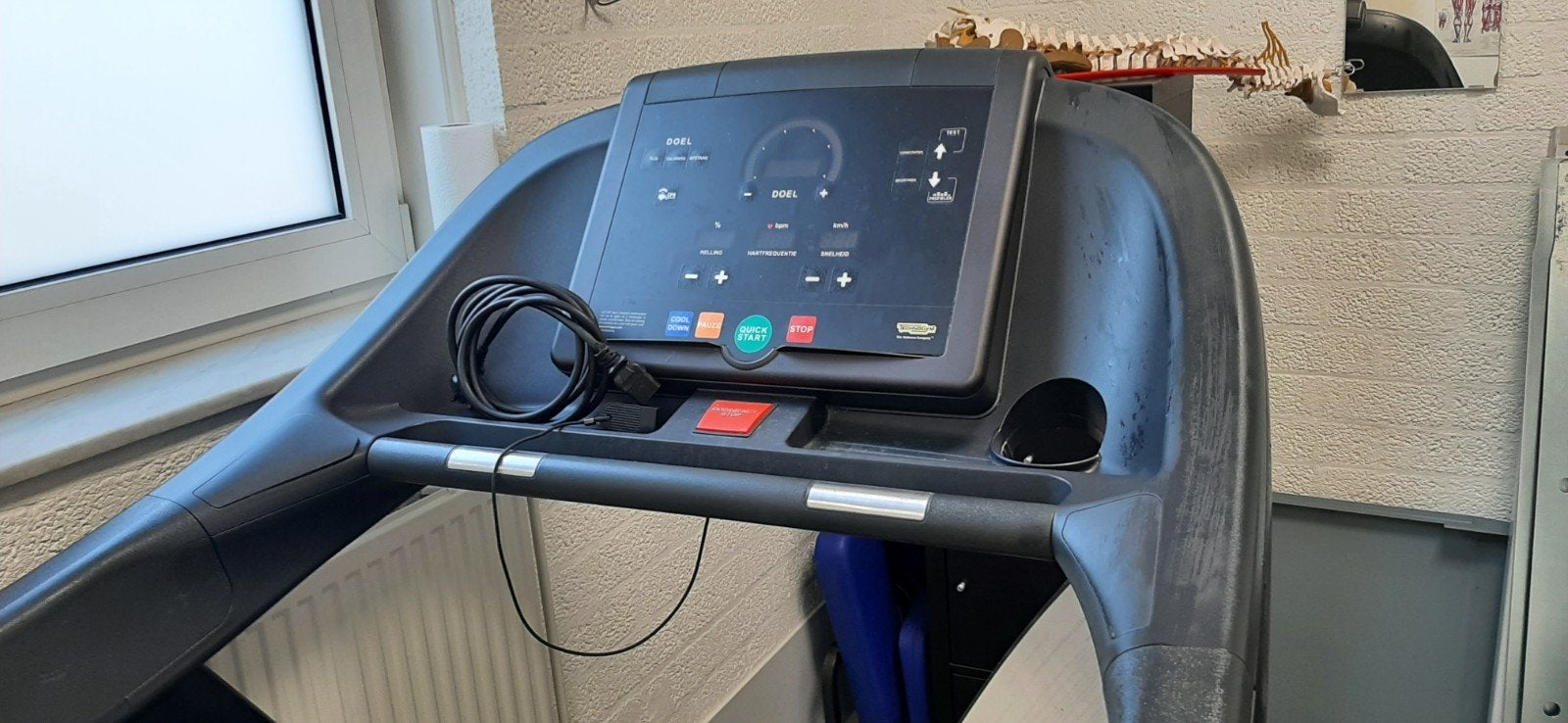 Technogym excite loopband led display, Ophalen, Zo goed als nieuw, Loopband