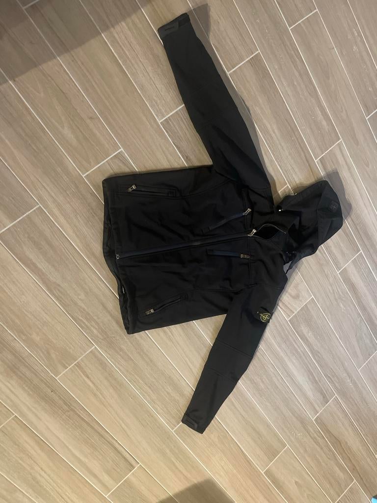 Stone Island Soft Shell-R Jas Maat M, Kleding | Heren, Jassen | Winter, Ophalen of Verzenden, Gedragen, Maat 48/50 (M), Zwart