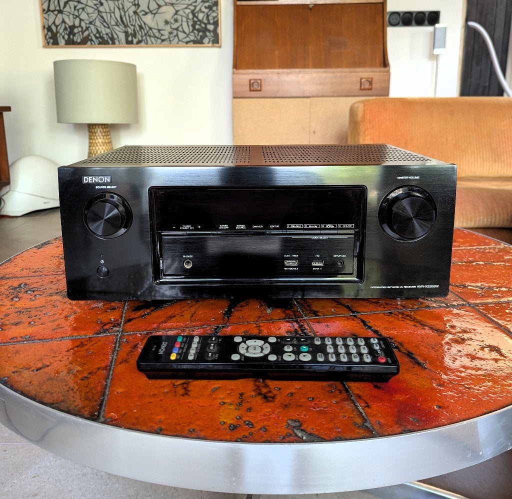 Denon amplifier AVR-X2200W 4K Dolby Atmos, Denon, Ophalen of Verzenden, Zo goed als nieuw, 60 tot 120 watt