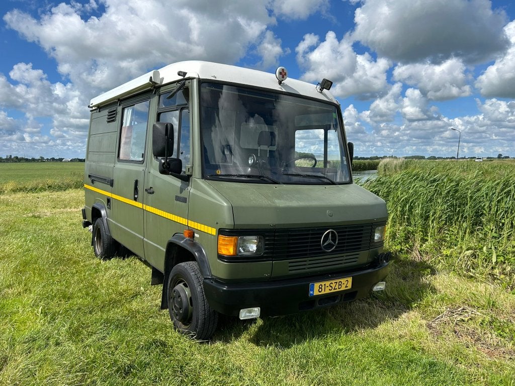 Instapklare Mercedes 609D Camper – Uniek en vakantieklaar!, Brandblusser, Chemisch toilet, Buscamper of Camperbus, Particulier