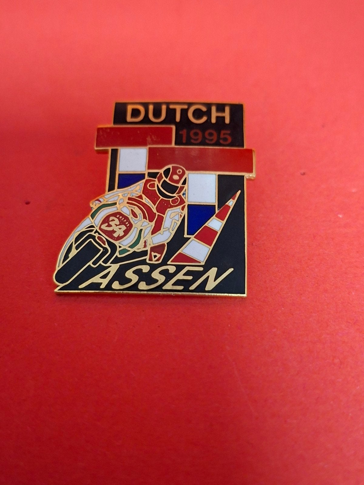 PIN DUTCH TT ASSEN 1995, Verzamelen, Speldjes, Pins en Buttons, Ophalen of Verzenden, Zo goed als nieuw, Sport