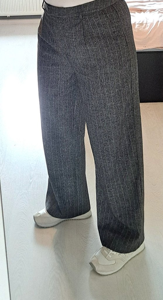 C&A grijze wide leg broek maat 44, Maat 46/48 (XL) of groter, Ophalen of Verzenden, Zo goed als nieuw, C&A