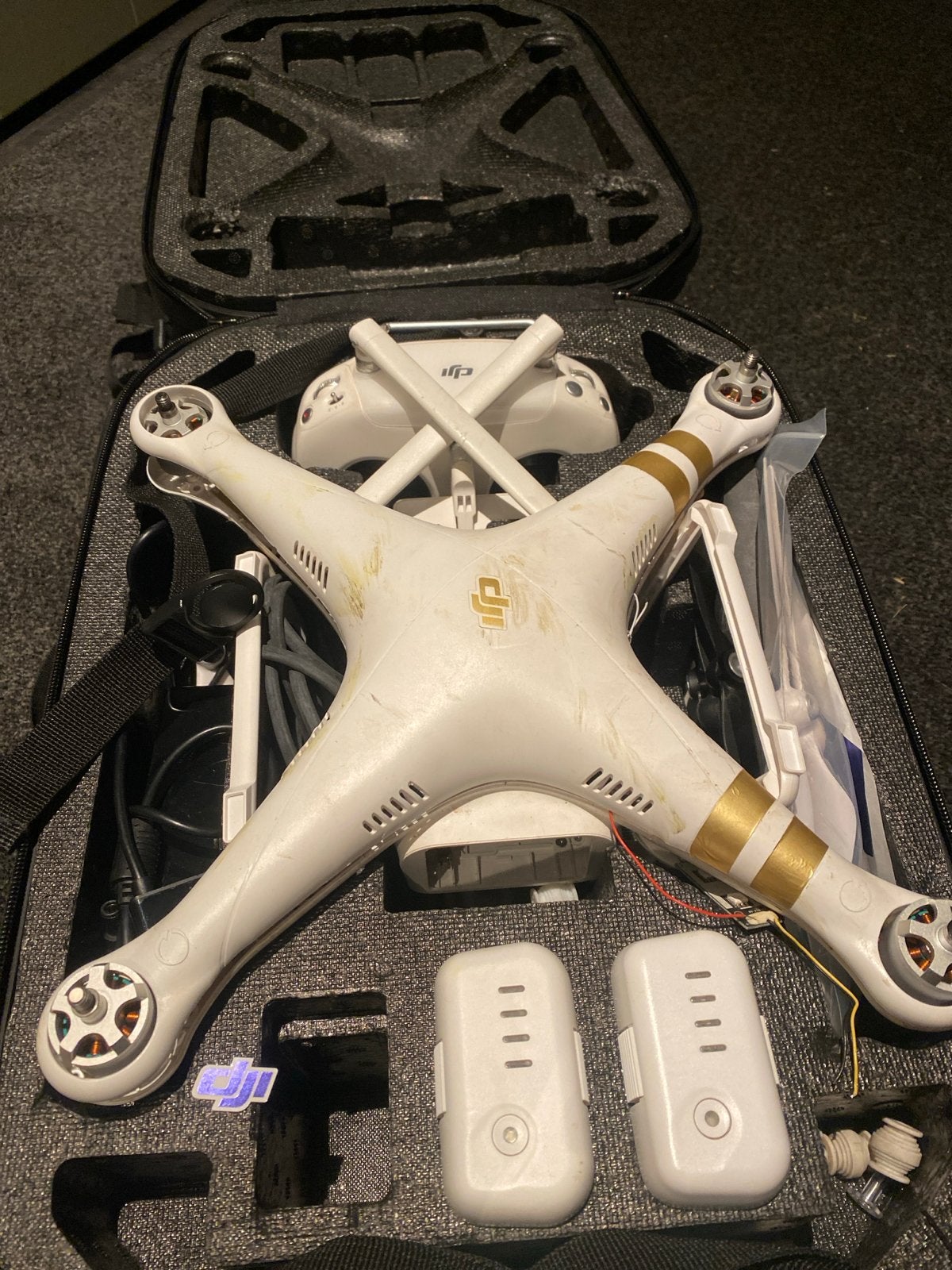 DJI Phantom 3 Pro - Defect met werkende accu's en afstandsbe, Cameradrone, Extra accu('s), Ophalen of Verzenden, DJI