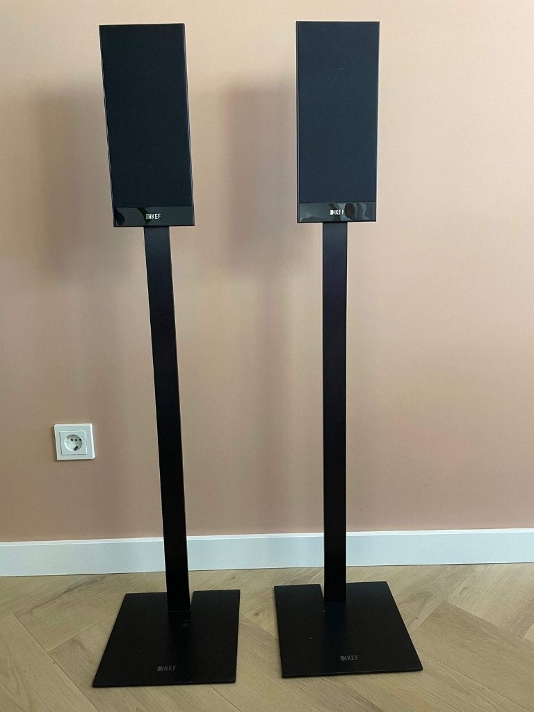 2x KEF vloerstandaard/zuil voor T-serie satellieten (T101), Audio, Tv en Foto, Luidsprekers, Ophalen, Inclusief standaarden, Overige typen